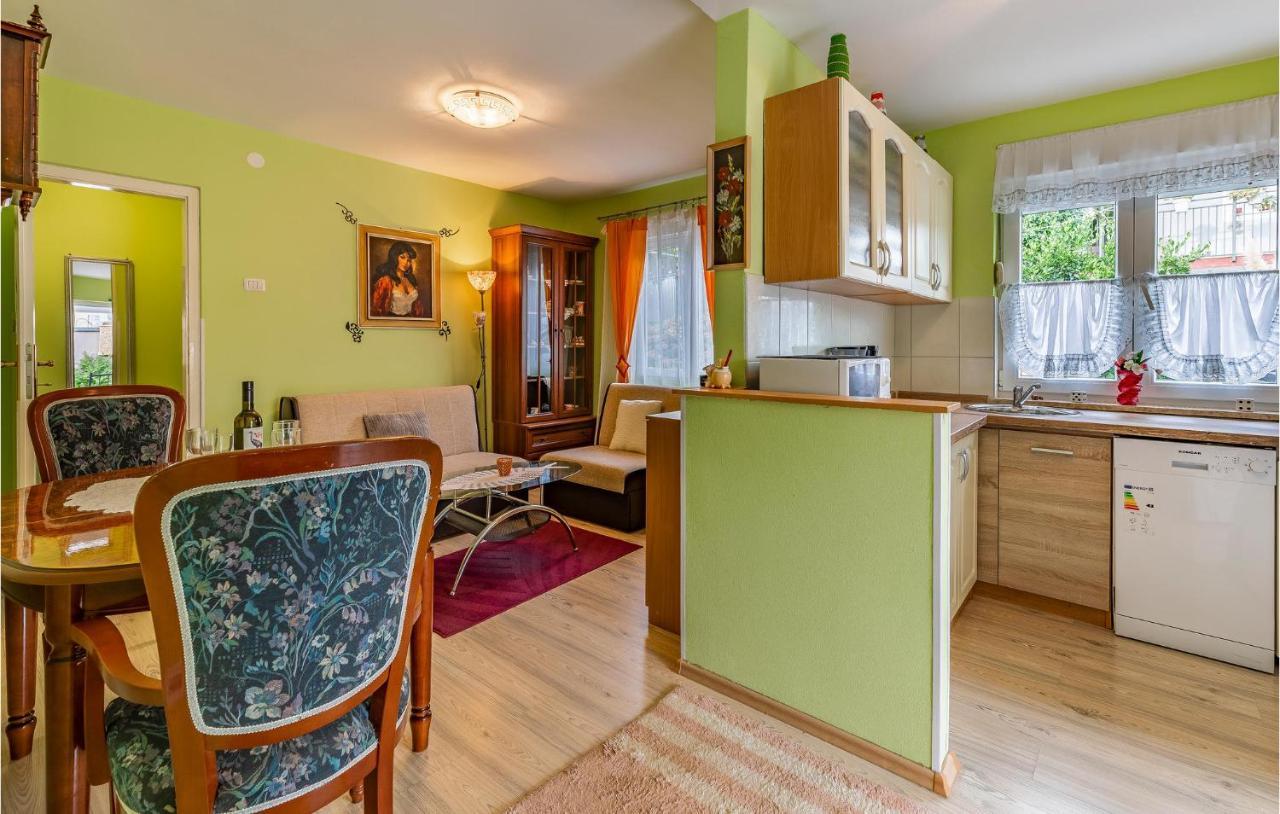 Nice Apartment In Premantura With Wifi Eksteriør billede